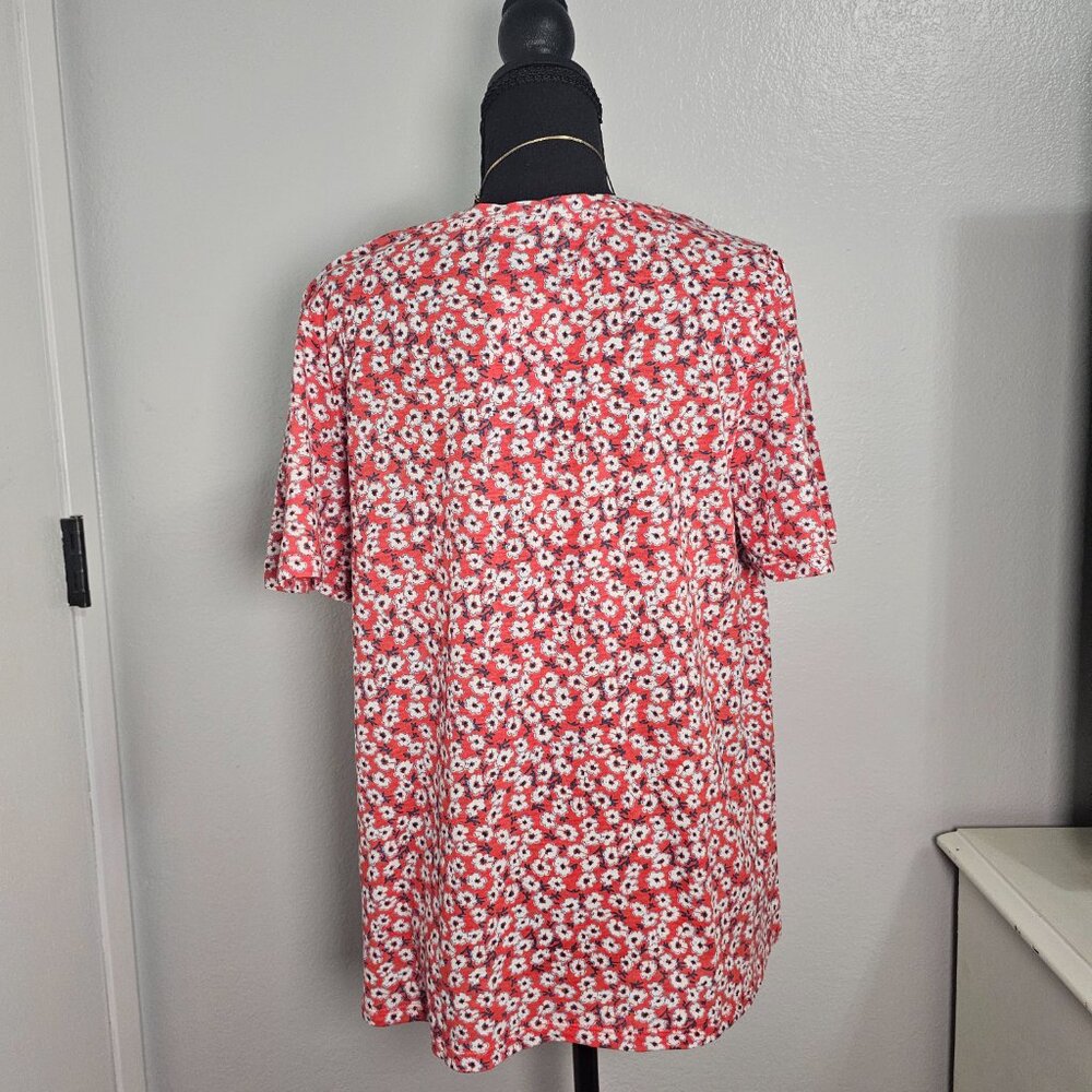 NWT Lucky Brand Women's Red & White Flower Printed Knit Top Shirt - Size Large - Picture 3 of 6